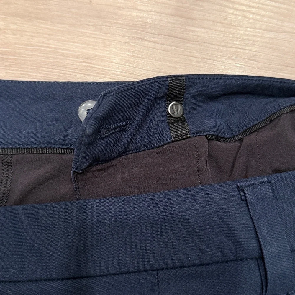 Lululemon ABC Classic Fit Navy Golf Shorts 9’ - Picture 6 of 6